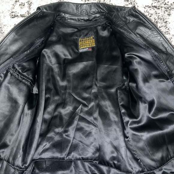 Leather Jacket - Picture 4 of 5